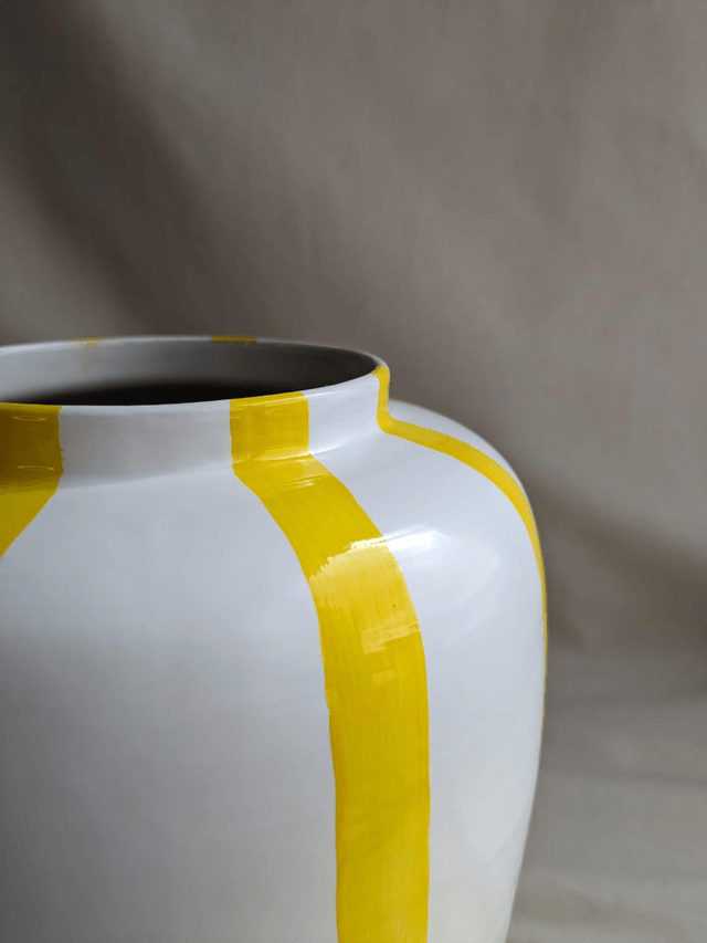 Vase Charlotte - rayures jaunes