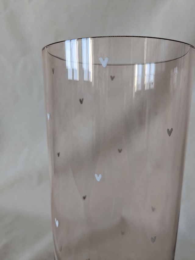 Vase Margot - cœurs blancs