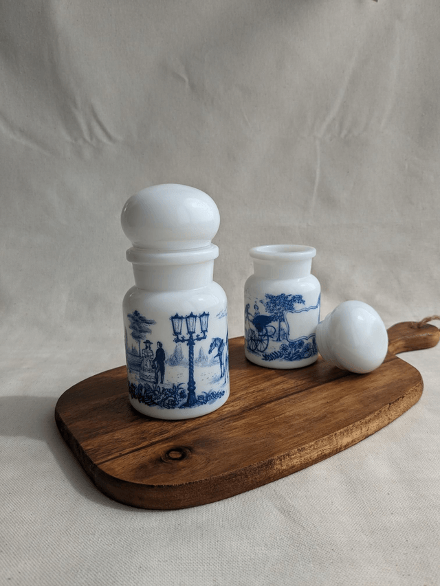 Flacon d'apothicaire en opaline M