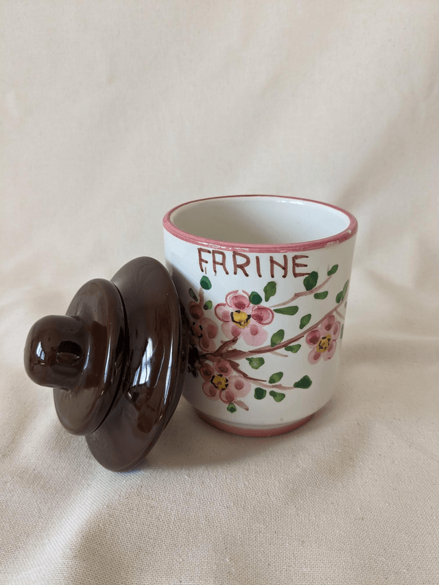Pot à farine