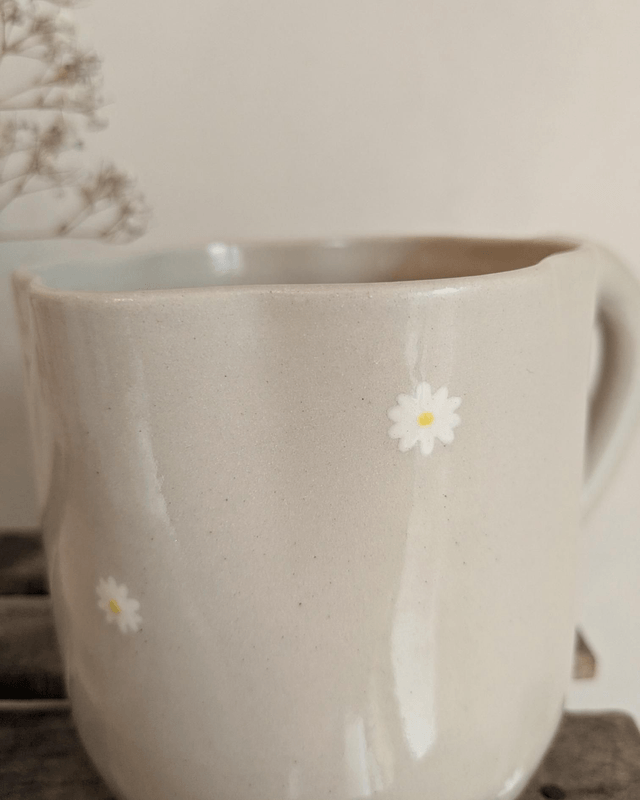 Grande tasse Marguerite - grès blanc