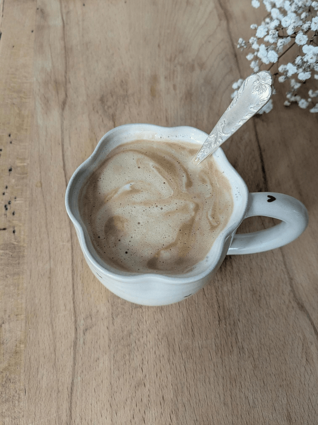 Grande tasse Capucine - grès blanc