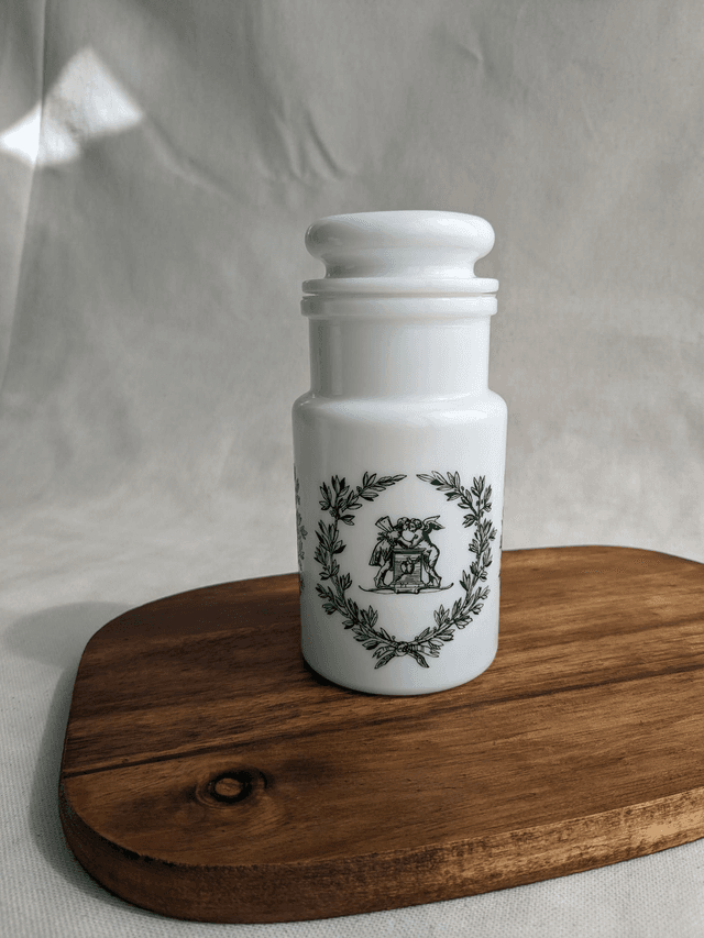 Flacon d&#039;apothicaire en opaline M