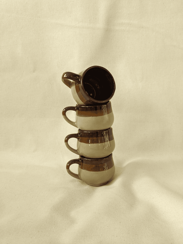 4 tasses à café en grès - années 70
